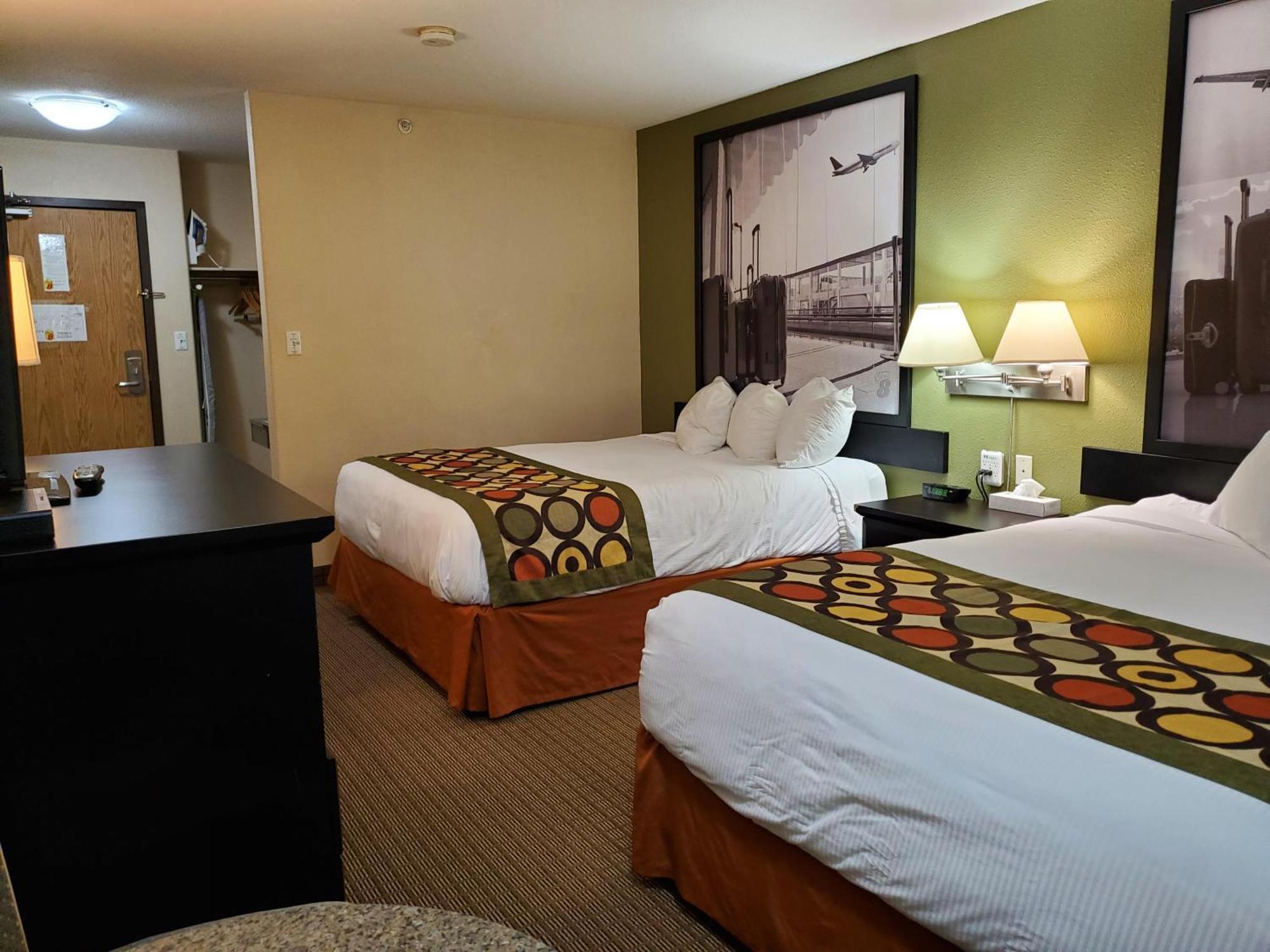 Super 8 By Wyndham Edmonton International Airport Leduc Exterior foto